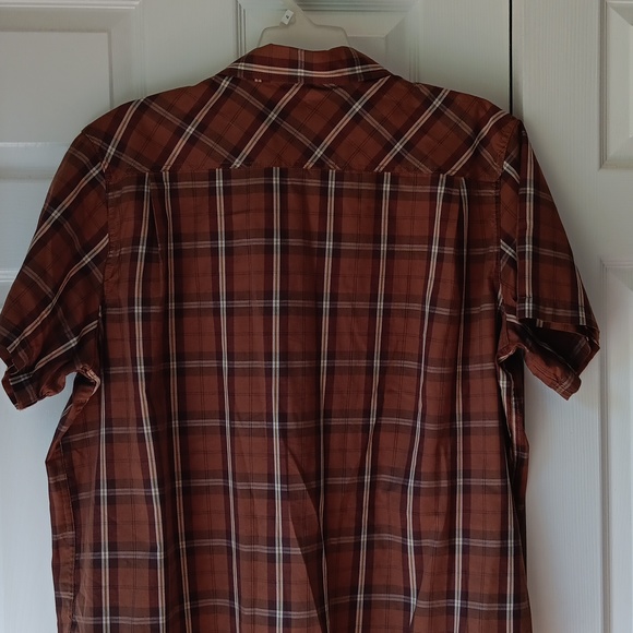 Shirt - Picture 5 of 6